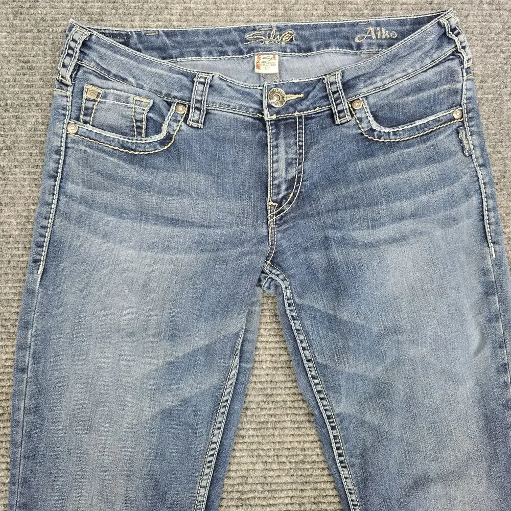 Silver Jeans Aiko Bootcut Womens 31x33 Blue Medium Wash Low Rise Stretch Denim